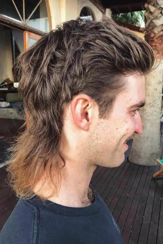 Маллет прическа прически. Маллет муллет. Стрижка маллет Mullet мужская. Стрижка Modern Mullet. Mullet стрижка мужская 2020.