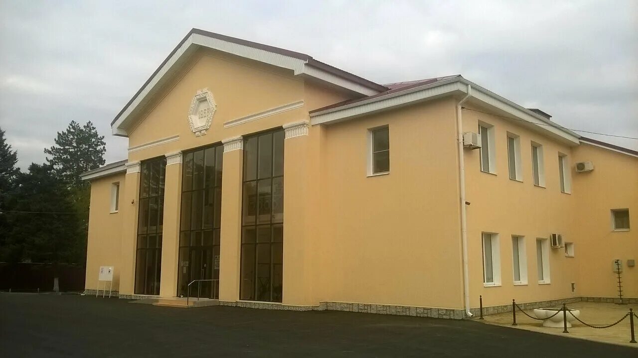 тимашевск центр города. тимашевск дом культуры. тимашевск дом культуры. рдк тимашевск здание. районный дом культуры в тимашевск.