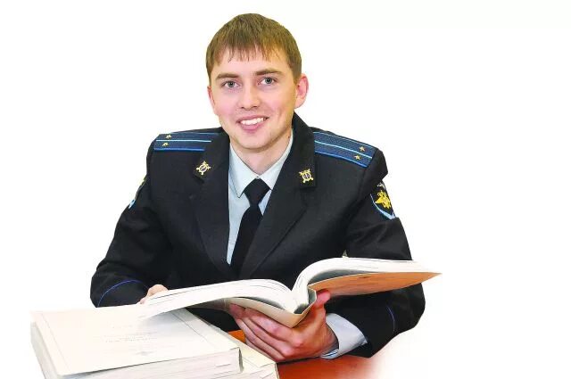 Следователь уверен в том. Следователь. молодой следователь. типичный следователь. младший следователь.