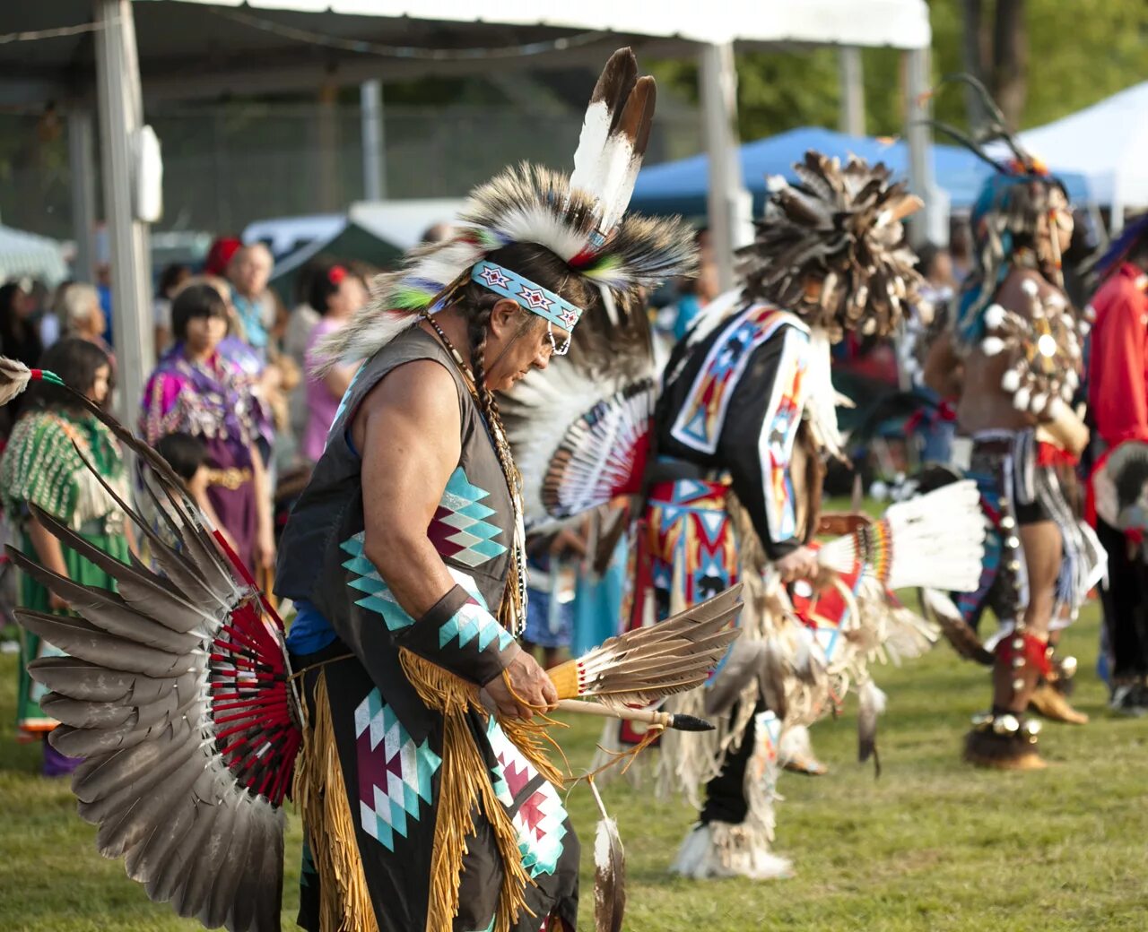 Native only. Культура США. Американские индейцы праздник. Культура Северной Америки. Культура американцев.