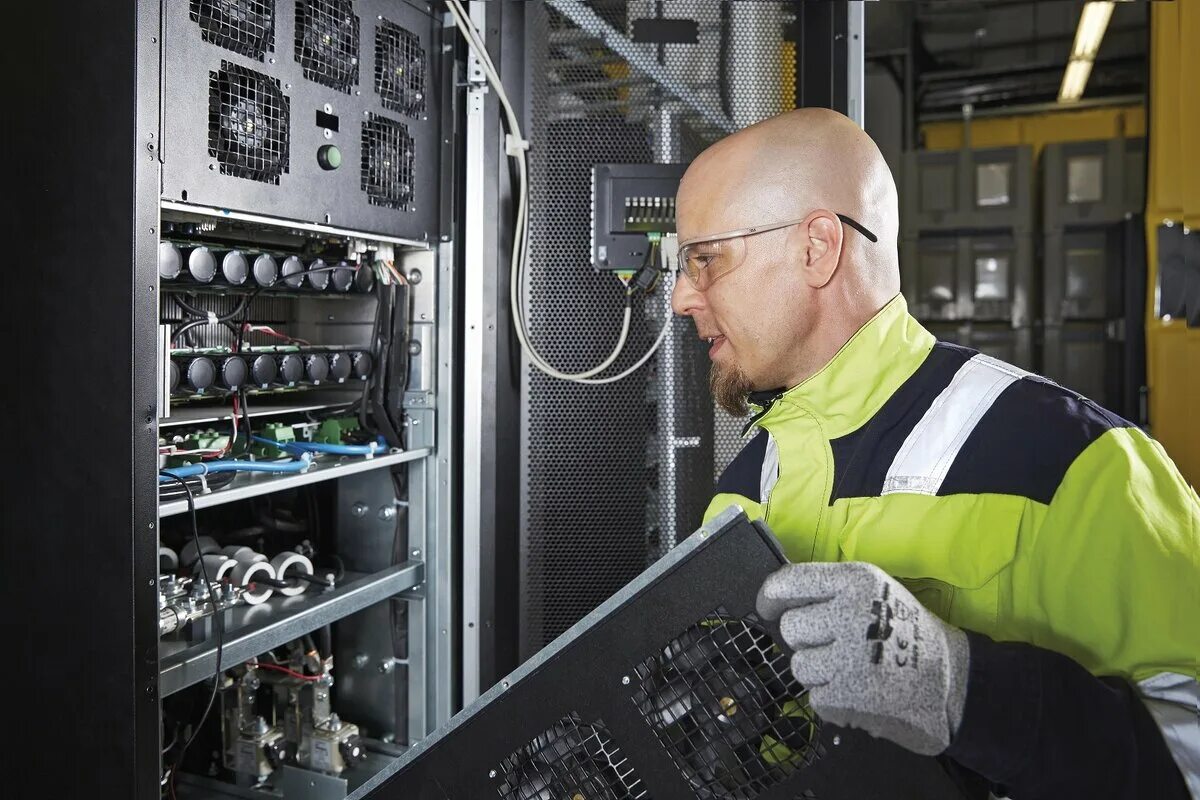 Монтажник лвс. Мероприятия для бесперебойной работы. Кис на базе sap r/3. Монтаж и наладка систем автоматизации. Организация резервного копирования на предприятии.