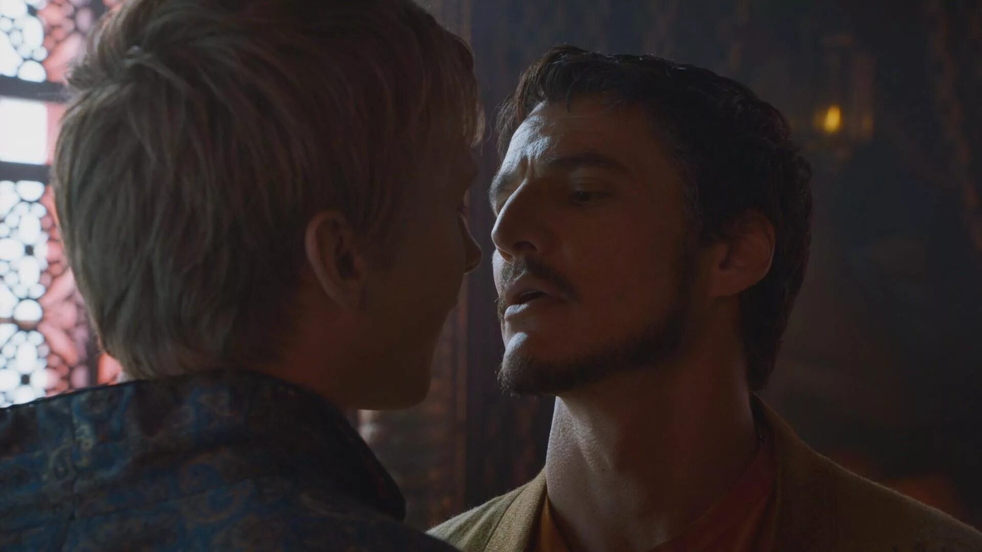 And so he spoke. So and such правило в английском языке. So и such в английском языке. Don't и doesn't в английском. Hub графика.