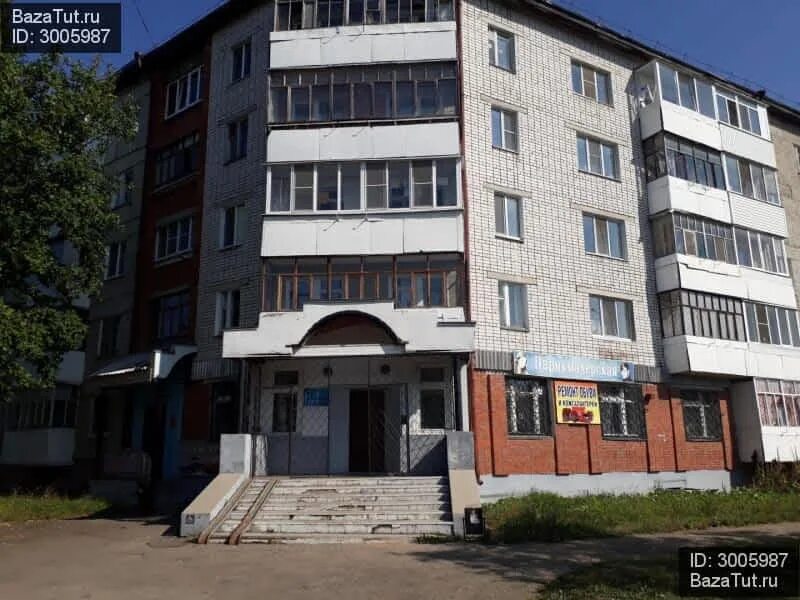 Комсомольская 9 медведево. Комсомольская 32. Комсомольская 11 медведево. Посёлок медведево марий эл комсомольская 32 кв 9. Медведево комсомольская.