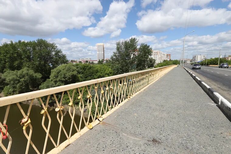 Курган мост река. Мост тобол курган. курган набережная тобола.
