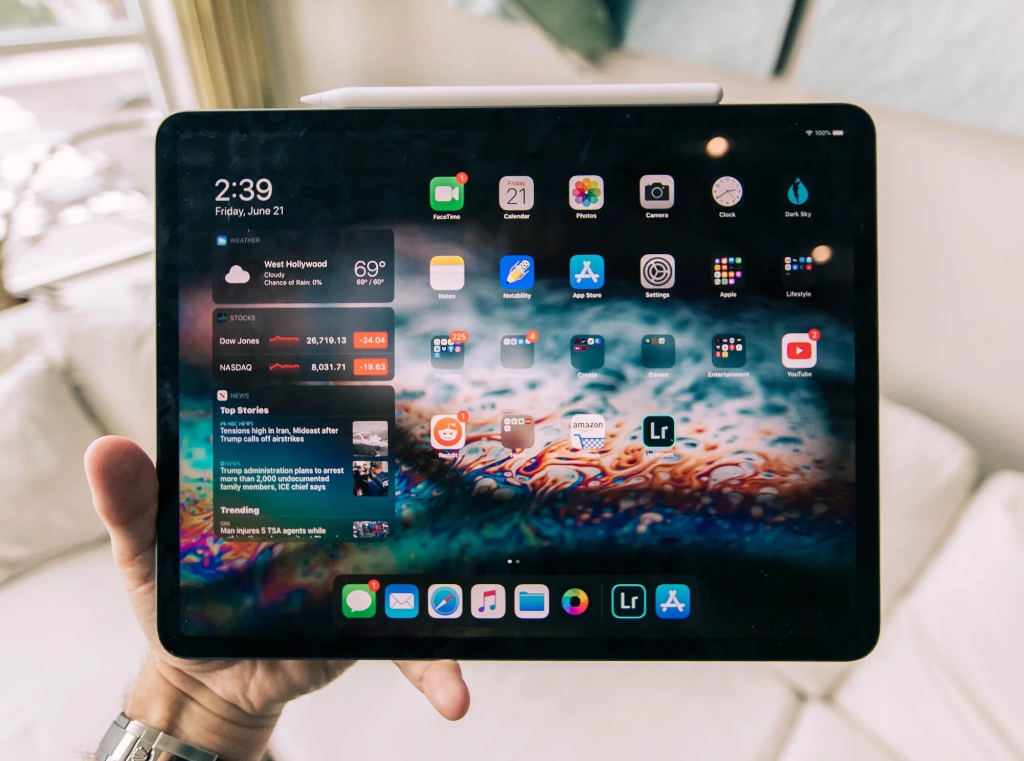 Рейтинг планшетов 2023 цена. IPAD Pro m1. IPAD Air 2022 Screen. IPAD 2020 модель. IPAD 8 IPAD Pro 1.