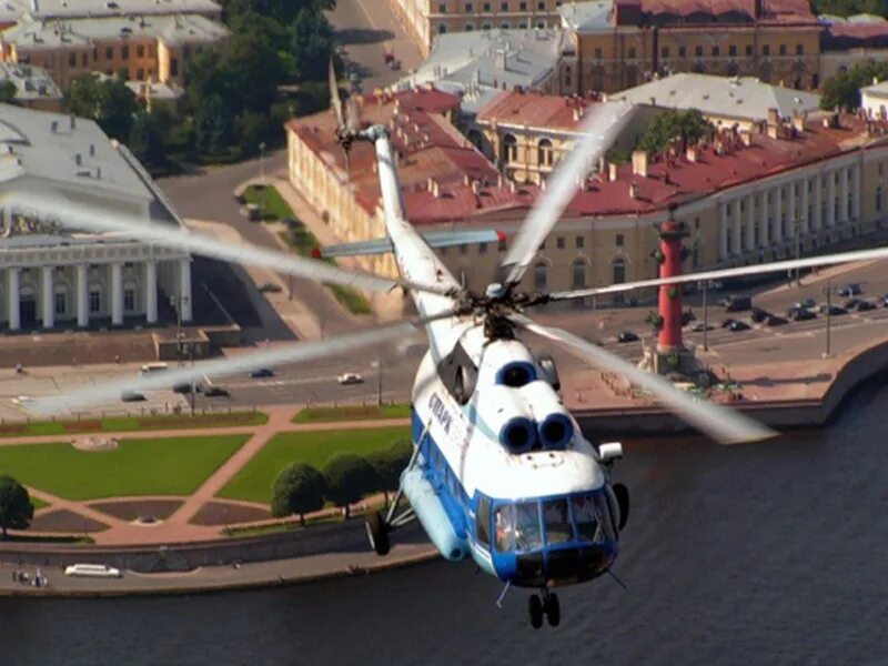 Вертолеты над санкт петербургом. Балтийские авиалинии вертолет над Санкт-Петербургом. Санкт-Петербург вертолетная экскурсия. Вертолетная прогулка Ансат. Вертолётная прогулка Санкт-Петербург.