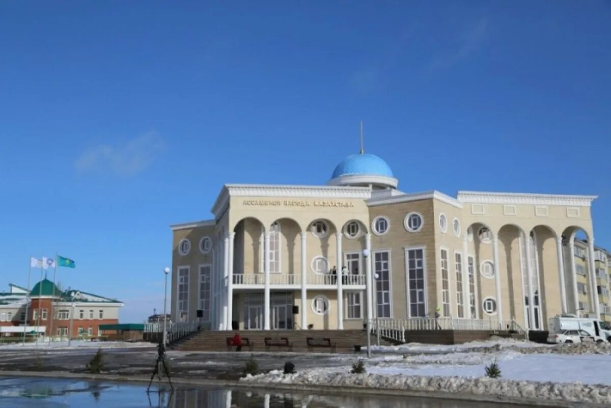 Зко. Уральск казахстан. уральск зко. здание акимата западно-казахстанской области. музей дружбы казахстана.