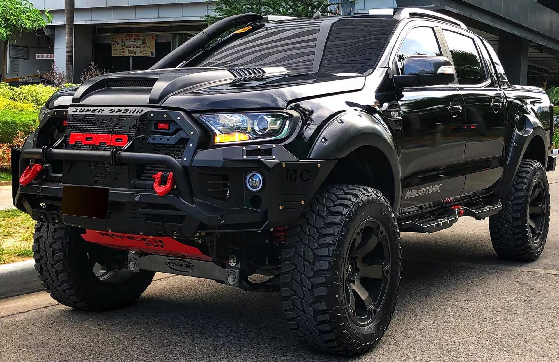 Toyota Hilux Gladiator (koncept 2018) Toyota hilux, Toyota trucks, Toyota