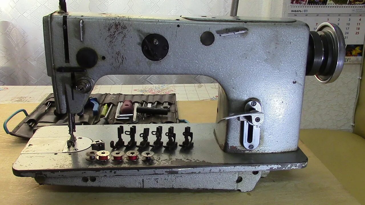 Швейная машинка 1022. Промышленная швейная машина 1022кл.. Промышленная швейная машина Советская 1022. Швейная машина ПМЗ 1022. Промышленная швейная машина 1022кл перемотка.