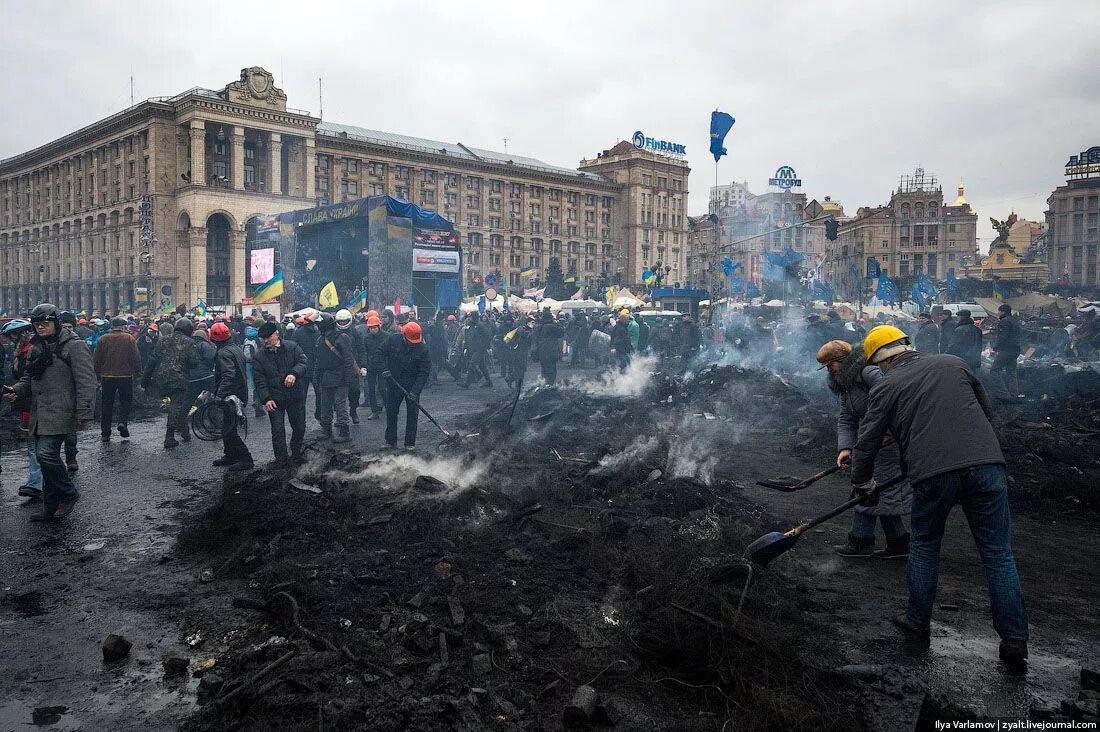 Почему сегодня в украине. Евромайдан на Украине в 2014. Переворот в Украине 2014 Майдан.