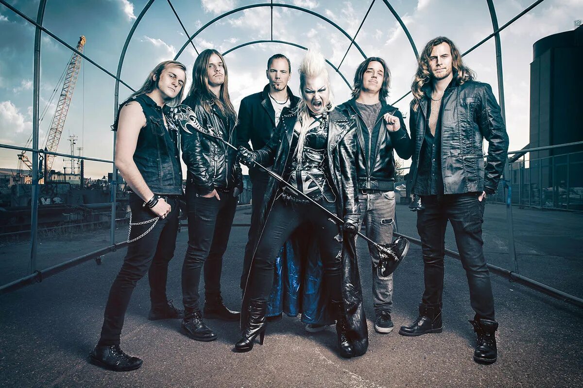 Группа Battle Beast. Ноора Лоухимо Battle Beast. Noora Louhimo. Battle Beast вокалистка. Фото battles