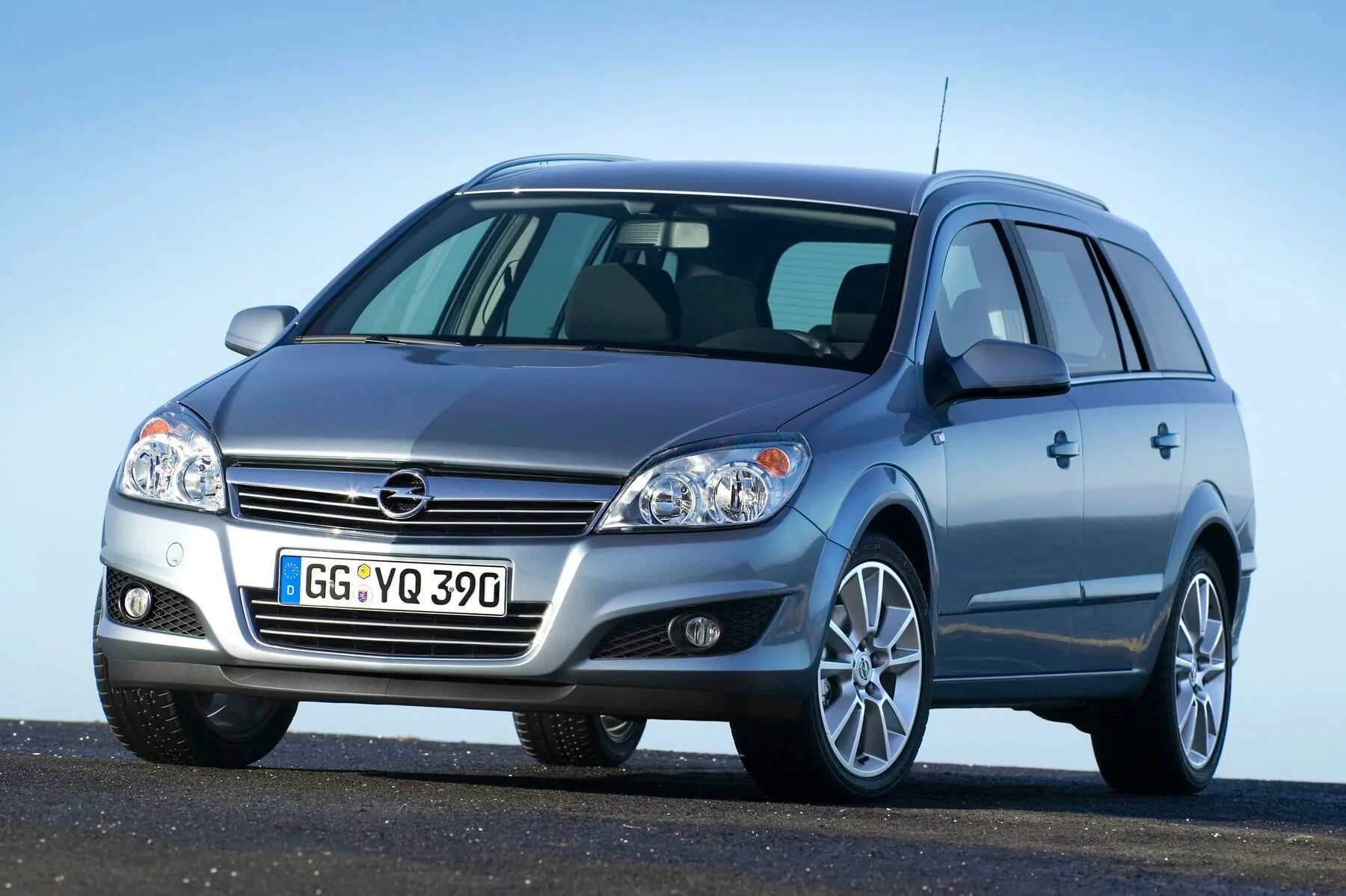 Opel Astra h Caravan. Opel Astra h 2007 универсал. Opel Astra h Family универсал. Опель универсал 2007