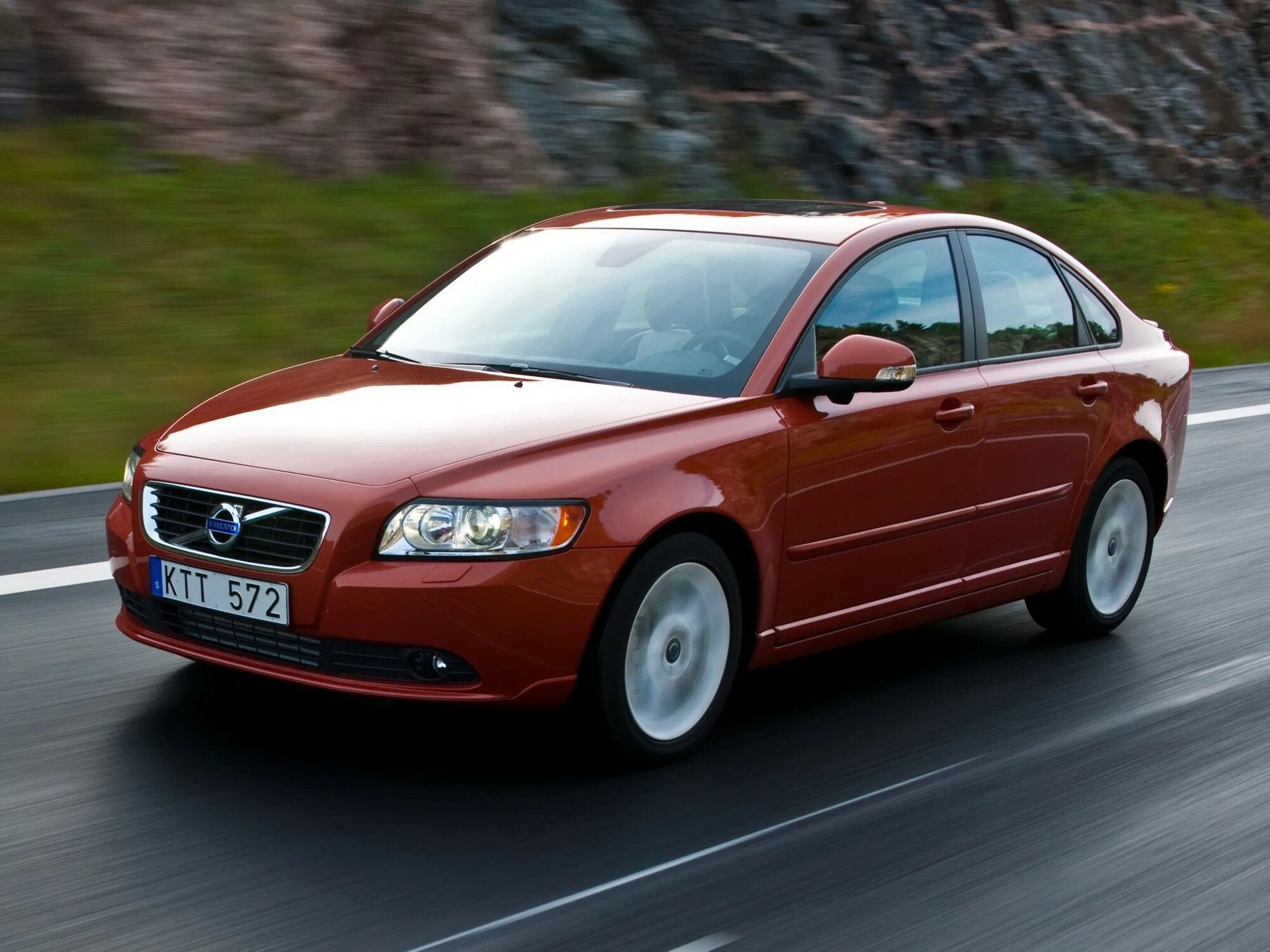 4. Volvo s40 2 рестайлинг. Volvo s40 2008 2. 4. 4.