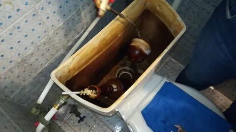 Заменить арматуру бачка