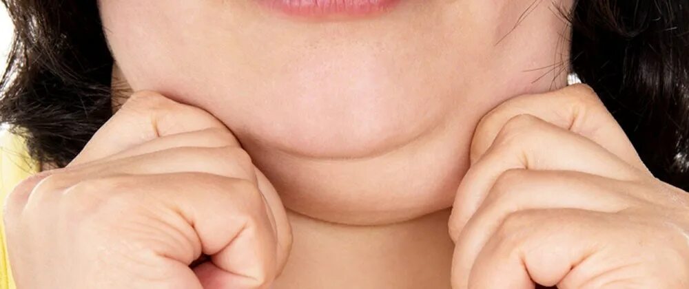 Несколько подбородков. Люди со вторым подбородком. Двойной подбородок у мужчин. Коул спроус смешные. Несколько подбородков.