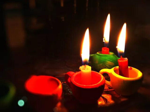 свеча горит гаснет. дорожные лампы скайрим. две свечи. две свечи. где найти 2 свечу.