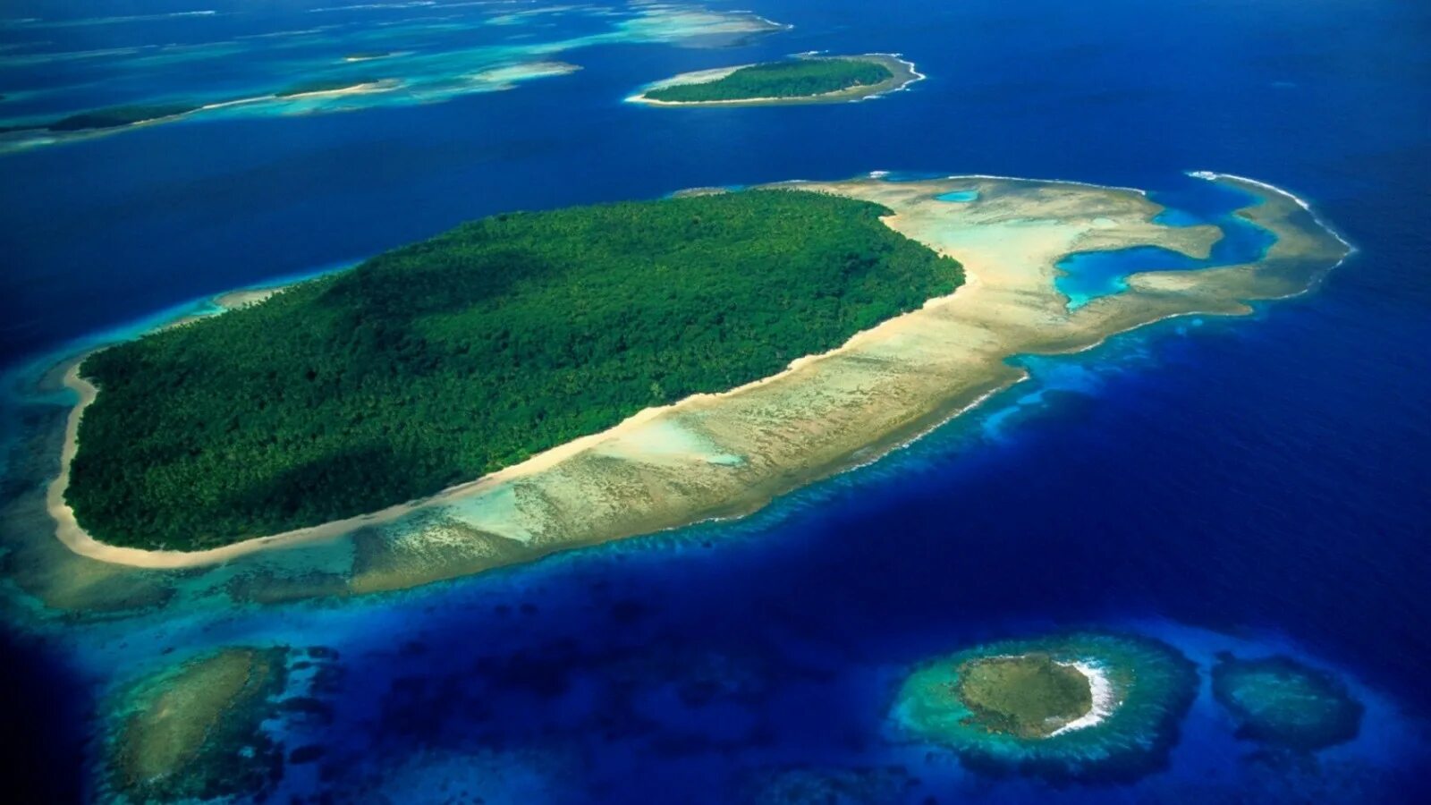 Атолл Дюси. Атолл Дюси тихий океан. Остров Атолл Дюси. Лагуна Атолл риф. Самый большой географический объект в мире