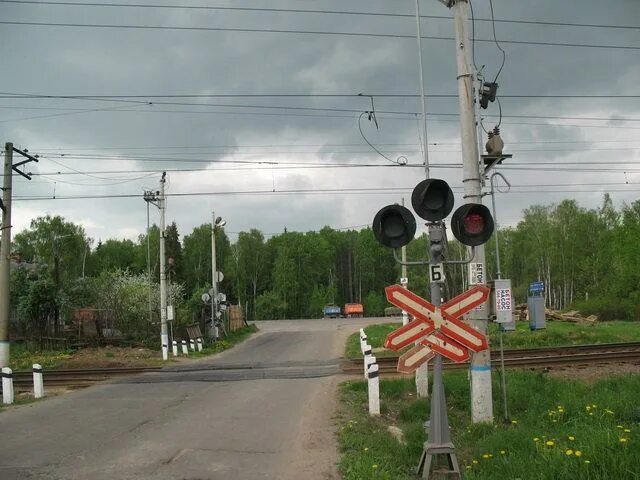 -вост. Ж/д переезд старый. Проект правдинского переезда. Поселок переезд. Байрачки луганская область.