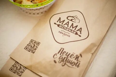 На день рождения алеши мама испекла