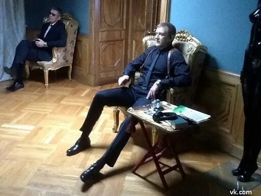 4 стал телохранителем. 4 стал телохранителем