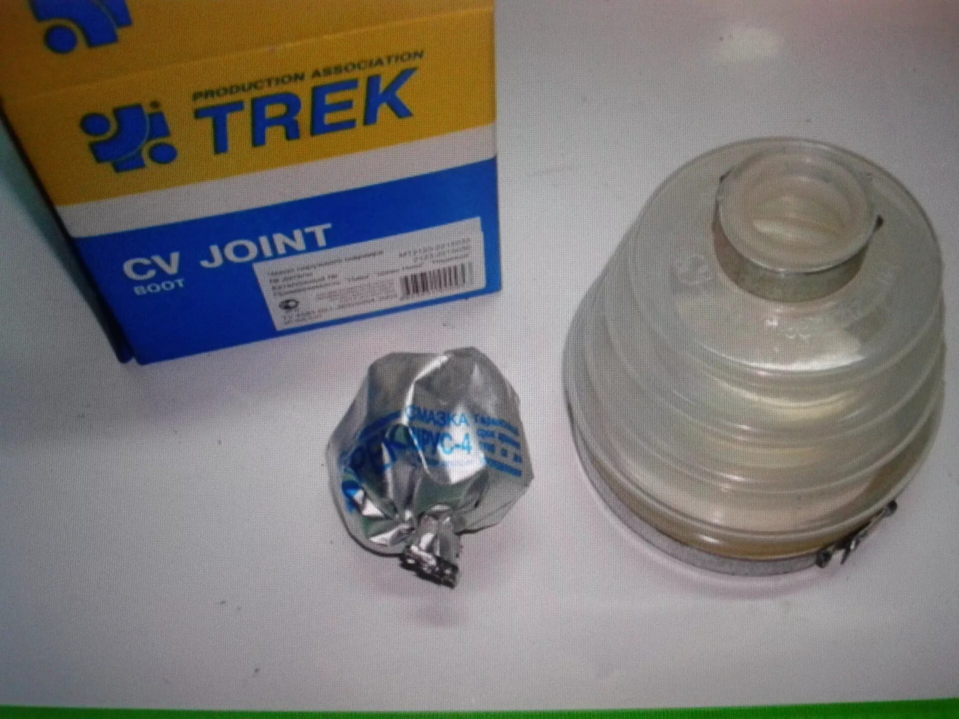 Пыльники трек ваз. Пыльник шруса трек 2108. пыльник гранаты наружный ваз 2110. пыльник шруса 2110 наружный. силиконовый пыльник шруса 2123.