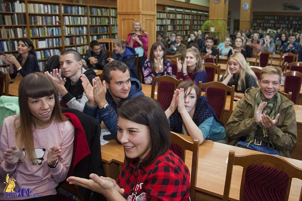 Кфу стань студентом. Омельченко кфу симферополь. студенты кфу. кфу исторический факультет. истфак кфу.