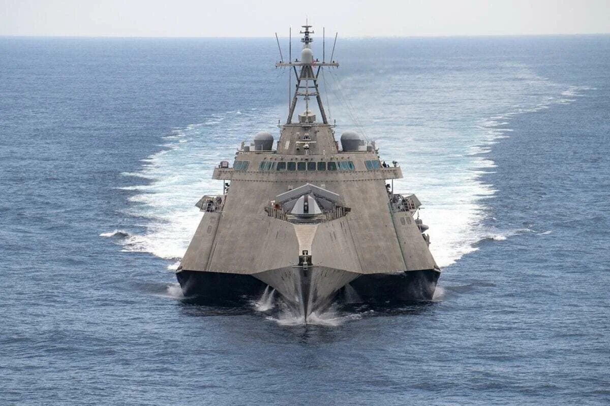 Combat ship. Корабль габриэль гиффордс. uss gabrielle giffords. uss montgomery (lcs-8). littoral combat ship.