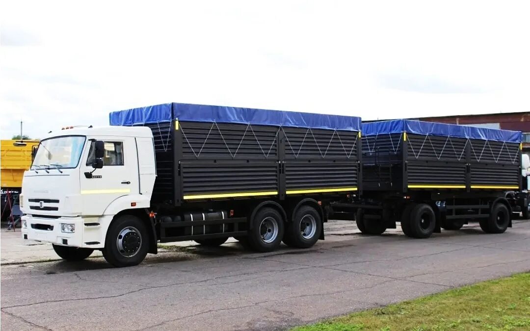 Камаз зерновоз. Камаз 6387-02 зерновоз. камаз 6360 бортовой зерновоз. камаз 65117 зерновоз амкар. камаз 65117 бортовой зерновоз с прицепом.