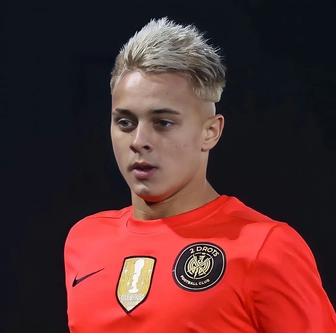 Дани крапивников. Дани крапивников. Крапивников даниил 2 дротс. Данил крапивников футболист. Дани крапивников.