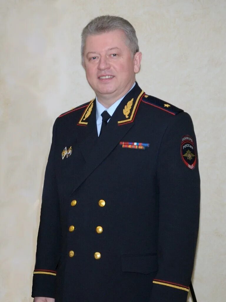 Форма генерала полиции