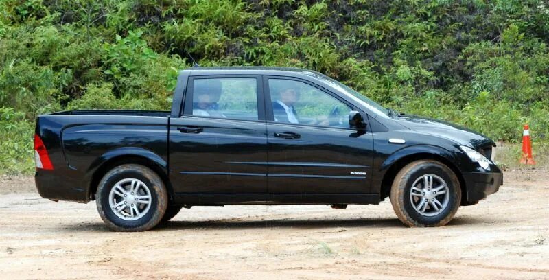 SSANGYONG Actyon Sports 2008. SSANGYONG Pickup 2009. SSANGYONG Actyon пикап. Саньенг Актион пикап 2008. Ssangyong actyon sports масла