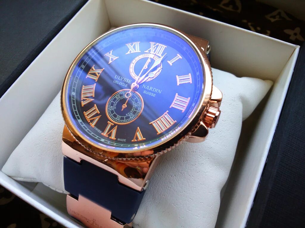 Нордин реплика. Ulysse nardin 1071 на батарейке. поддельные ulysse nardin. улисс нордин на руке. часы ulysse nardin голубые.