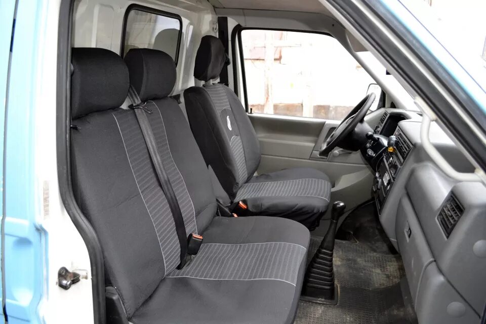 Фольксваген т4 салон. Volkswagen транспортер т4 салон. T4 салон. T4 салон. Транспортер т4 салон каравелла.