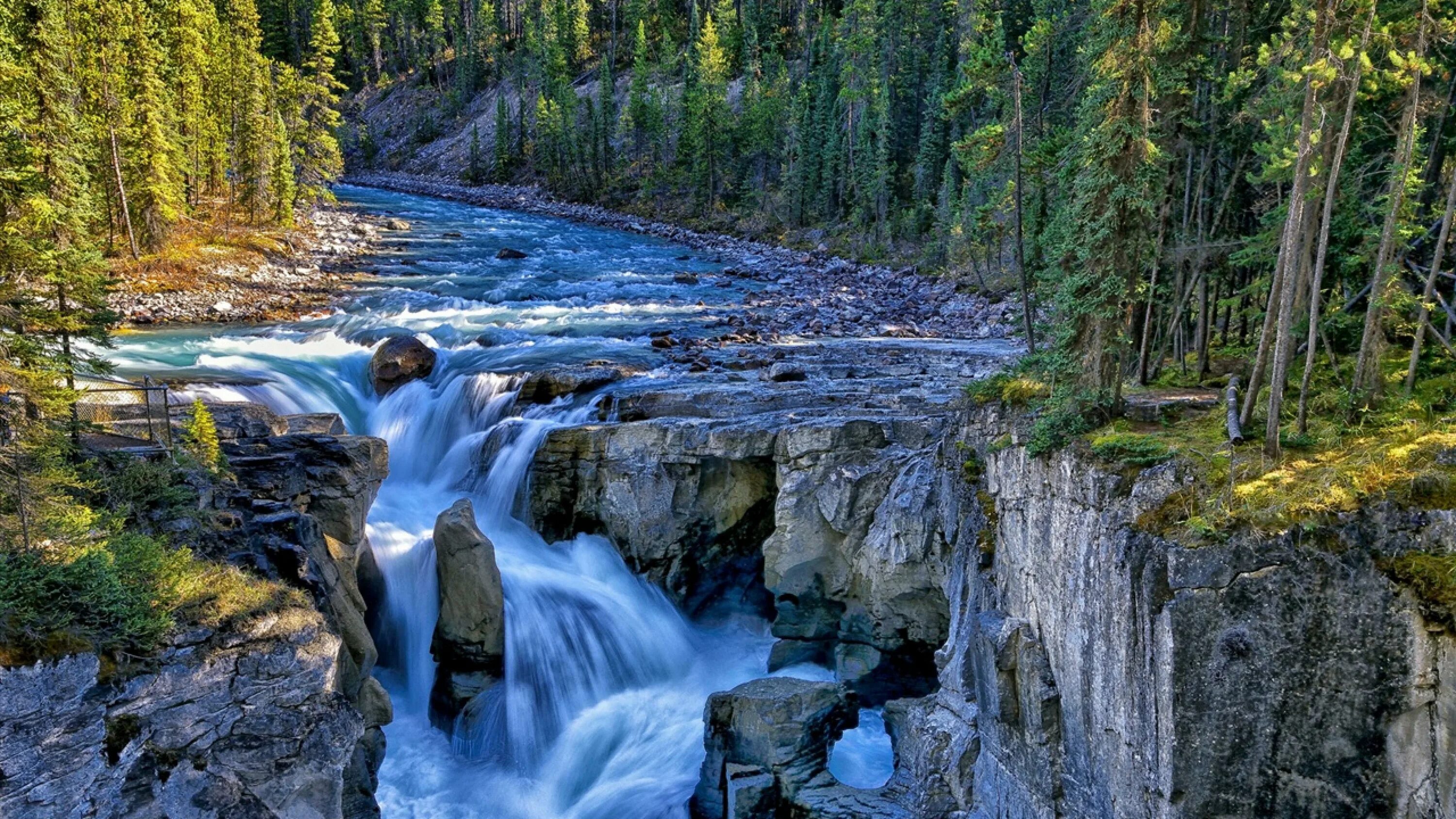 Водопад Киваккакоски. Национальный парк Джаспер, Канада водопад. Водопад Сануэпта Канада. Река Падас Карелия.