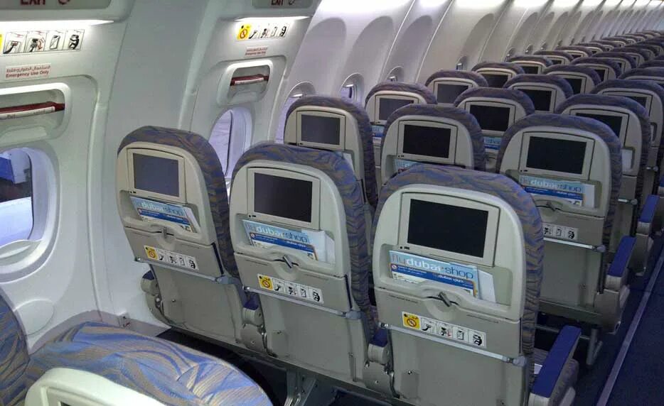 Fz flydubai. Flydubai москва дубай. Fly dubai авиакомпания. Fly dubai boeing 737. Флай дубай самолет 737.