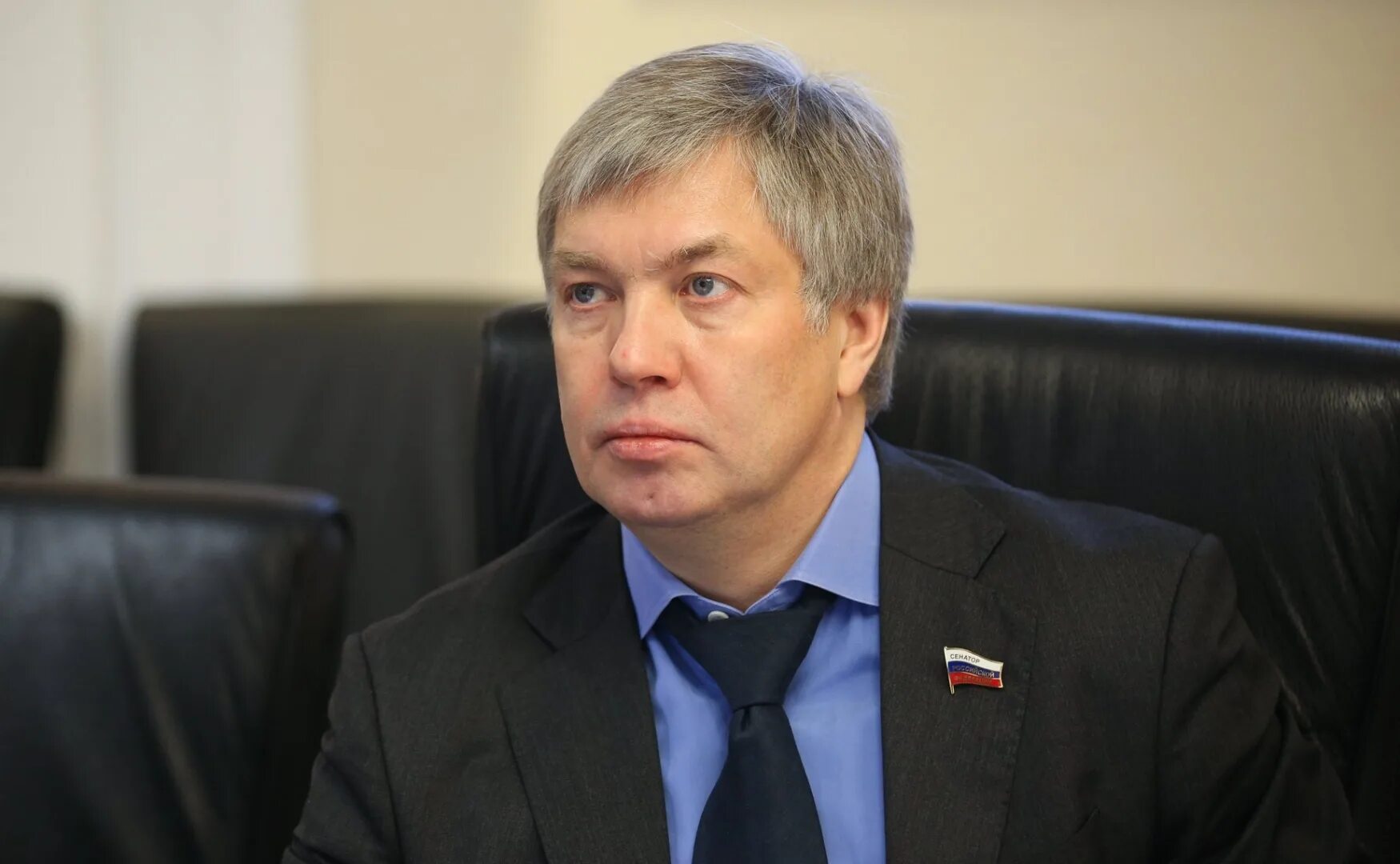 Юрьевич бывший губернатор. Губернатор ульяновска русских.