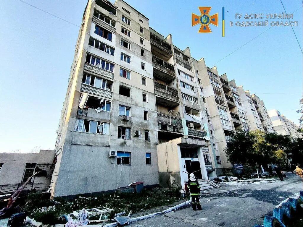 Телевышка в киеве март 2022. Пожар в городе. Телебашня в киеве. Удары по гражданским объектам. Белгород обстрел 2022.