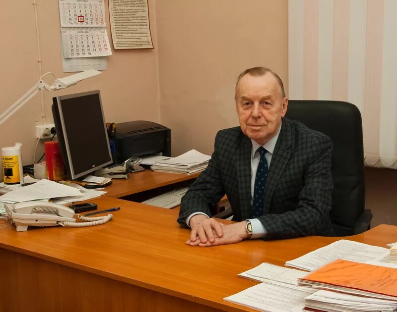 Рогов евгений иванович. Трапезникова елена юрьевна. Заведующий кафедрой е и. Заведующая кафедрой в колледже. Зав кафедрой.