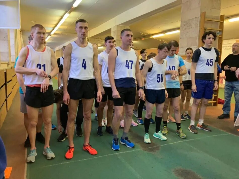 Манеж метеор. Лёгкая атлетика рыбинск олимпийского резерва. легкоатлетический манеж метеор рыбинск. легкая атлетика рыбинск метеор. магазин атлетика рыбинск.