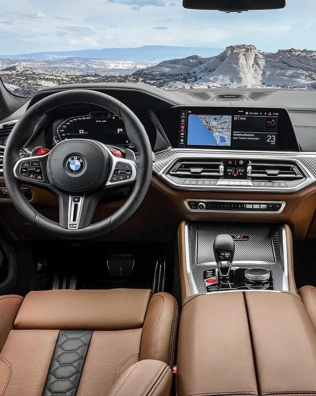 Ауди а5 новая салон. Дай 5 салон. Дай 5 салон. Новокосино 5. Bmw m5 2020 салон.