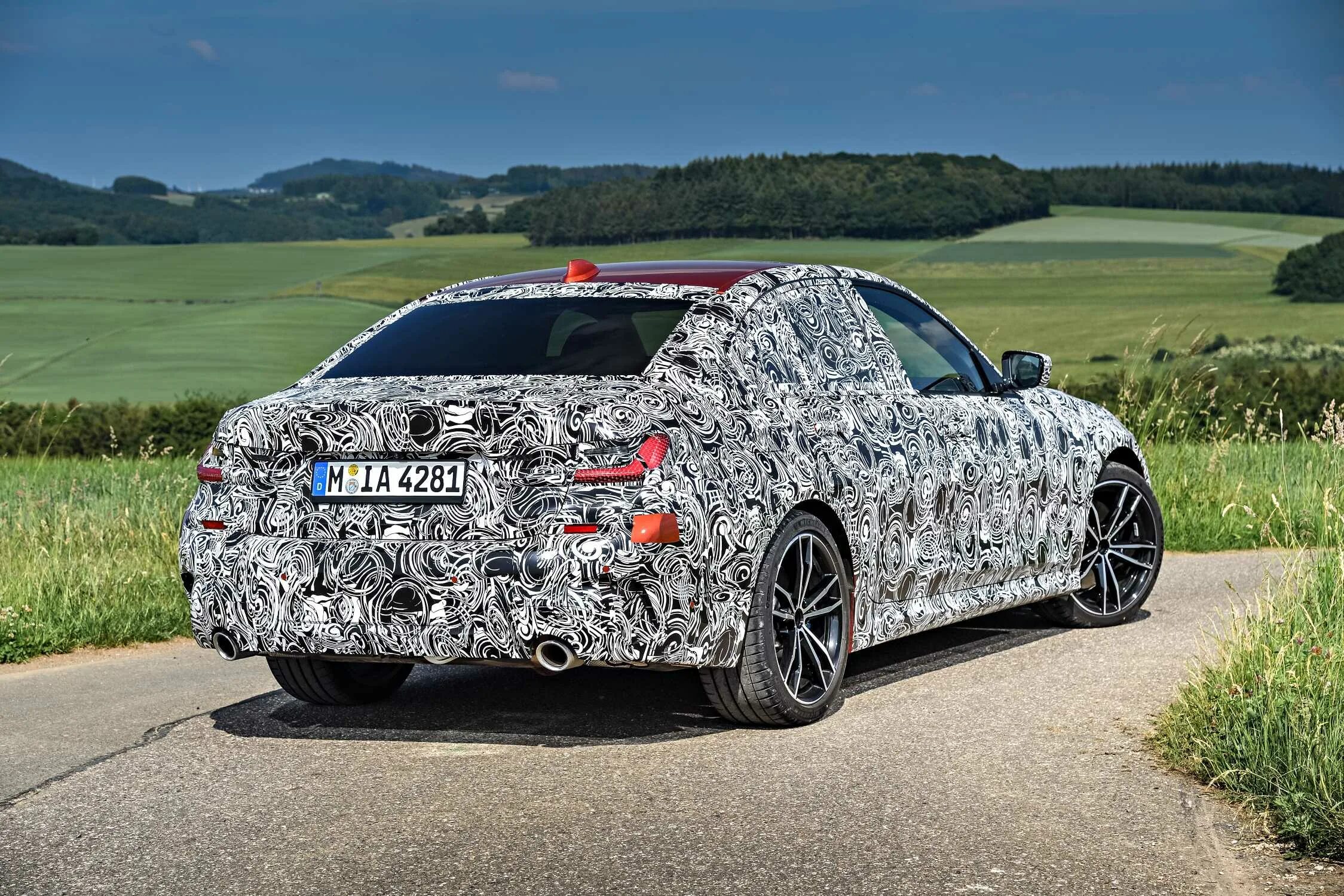 Как называется новая бмв. Bmw новая. bmw 3 g20 laser. последняя бмв.