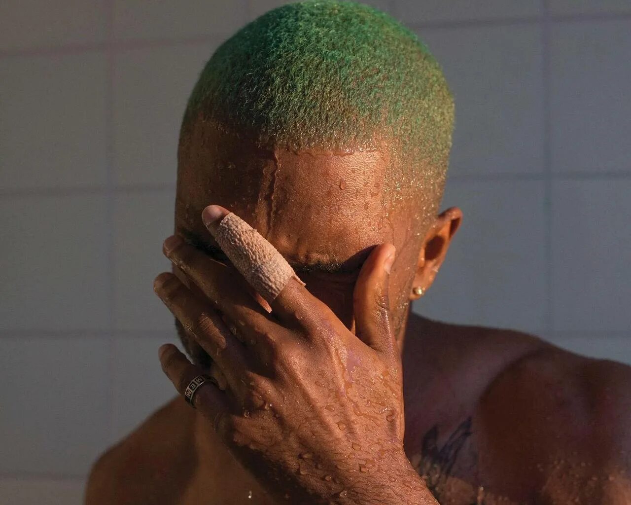 Blonde frank. Frank Ocean. Frank Ocean blonde. Frank Ocean blonde обложка. Frank Ocean обложки альбомов.