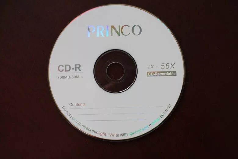 Princo CD 700 MB. Compact Disc CD-R 700. CD R Disc 700mb желтый. Чистый диск CD-R SMARTTRACK Multispeed 48x 80 min 700 MB Black Compact Disc Recordable. Диски 700 мб