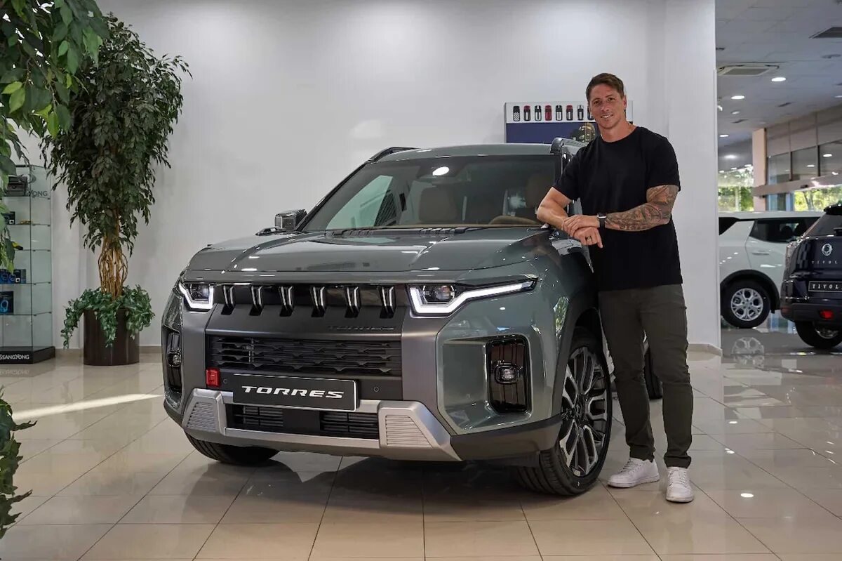 Санг йонг торрес 2025. Ssangyong torres 2025. new ssangyong torres 2025. автосалоны в испании. ssangyong 2025 torres inside.