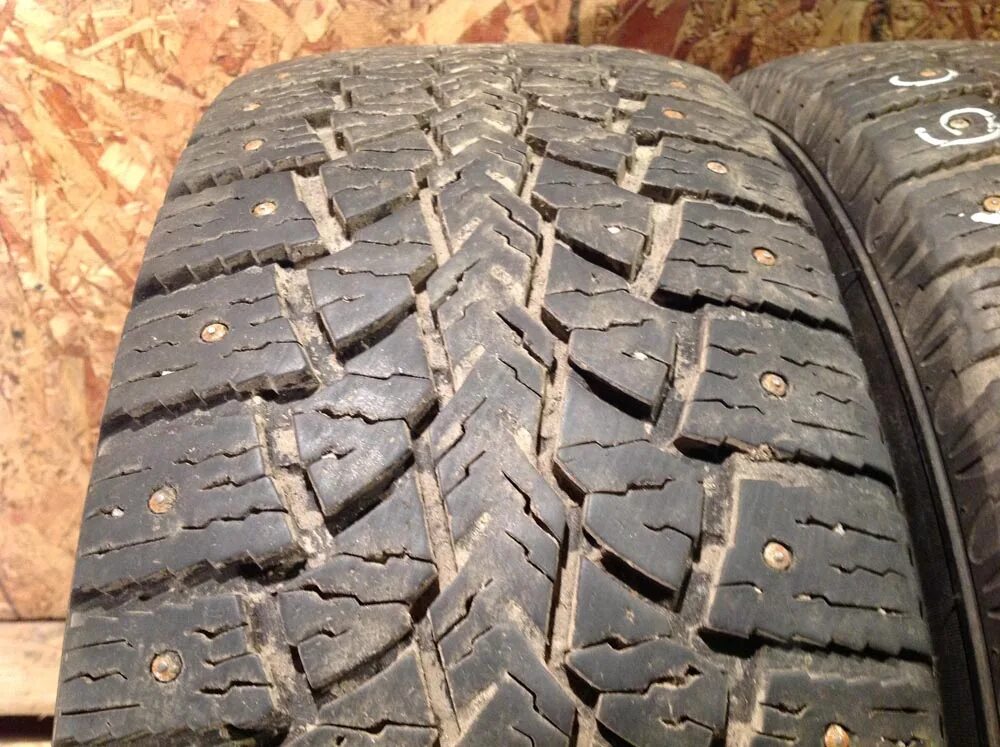 Купить максис 215 65 16. 215/65 Максис. Maxxis presa Spike SUV. Maxxis 215 65 16. Maxxis ma-SLW presa Spike.