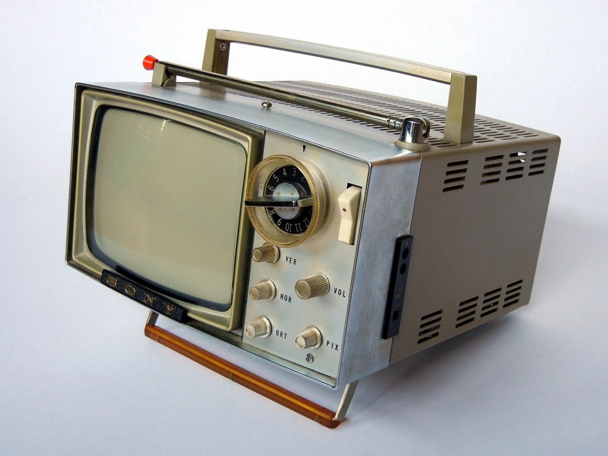 Micro tv. Micro tv. Старый микро телевизор настольные. Маленький телевизор электроника ц 432. Микро телевизор 1975.