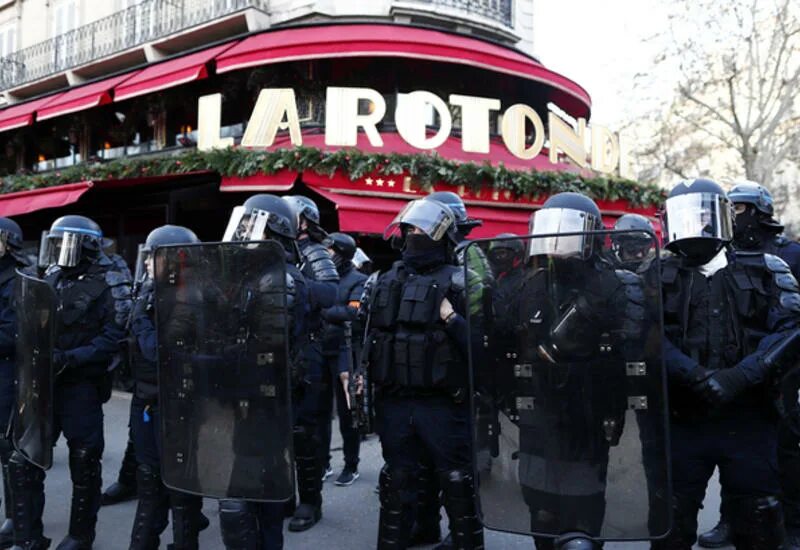 Как в сша называют забастовку полицейских. Полицейский Франции забастовка. Форма французской полиции. Полиция забастовка США. Забастовка правоохранительных структур во Франции.