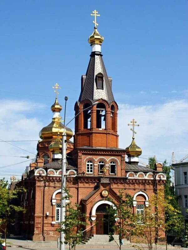 Св барнаул. Никольский храм Барнаул. Церковь Николая Чудотворца Барнаул. Знаменский монастырь Барнаул. Полковая Церковь Барнаула.