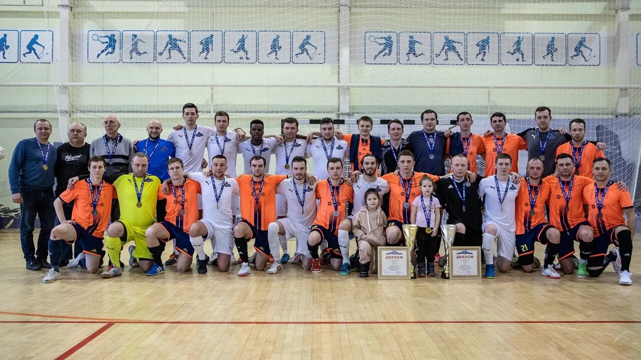Динамо детская школа в брянске. Футбол брянск 2024. Стадион локомотив унеча. Футбол брянск 2024. Фк брянск.