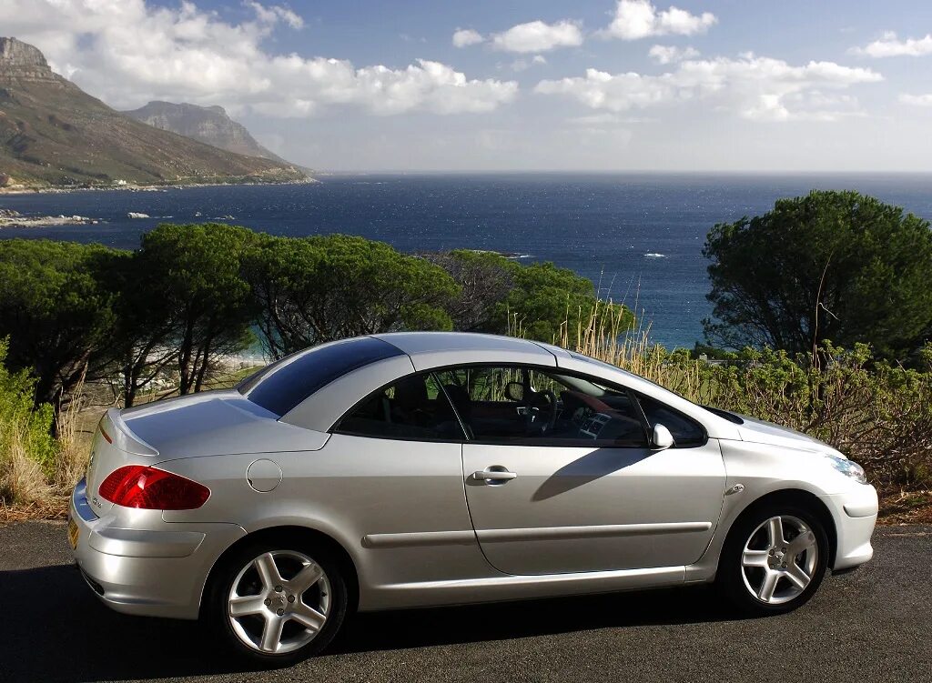 Peugeot 307 кабриолет. Peugeot 307 купе.